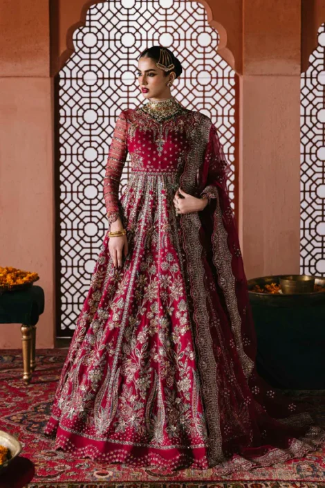 Bride/groom wear